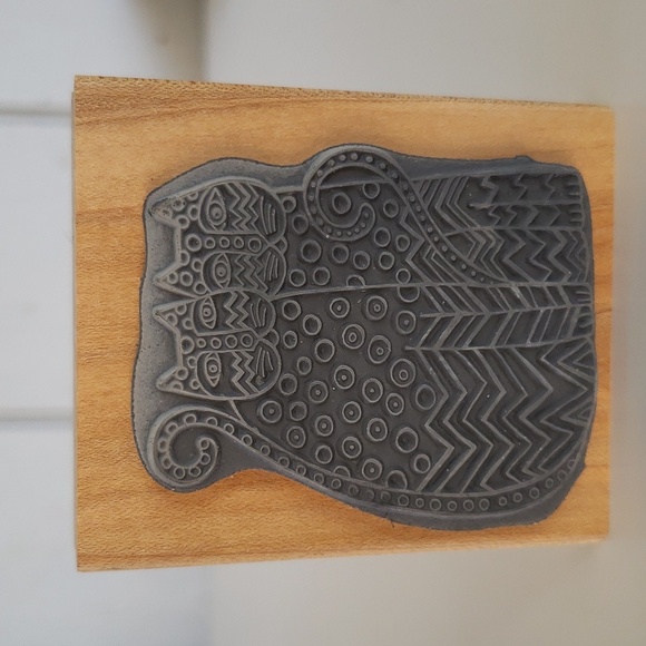 Laurel Burch Stamp Zigzag Cats - Picture 6 of 9